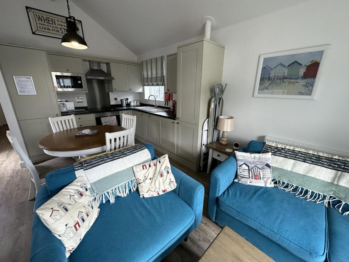 Azure Beach House Filey Dış mekan fotoğraf